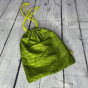 NWOT Bright Green Snakeskin Type Print Large Fabric Makeup Bag w/ Cinch Tie